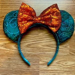 Multiple Minnie Ear Headbands